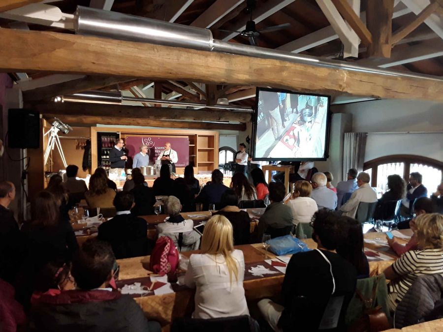 OLTREGUSTO 2017: un dialogo tra pubblico e territorio