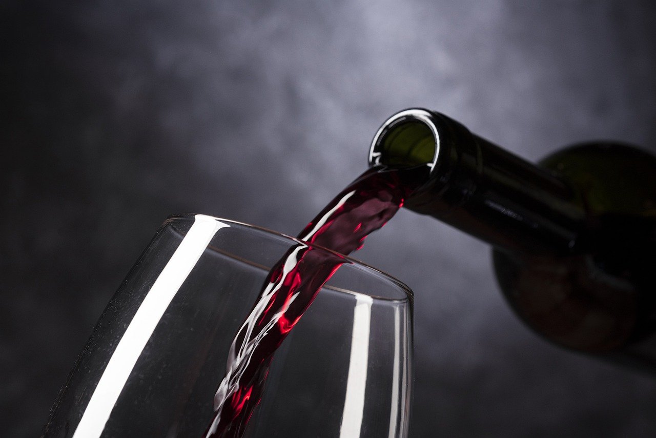 Il vino pregiato non soffre la crisi