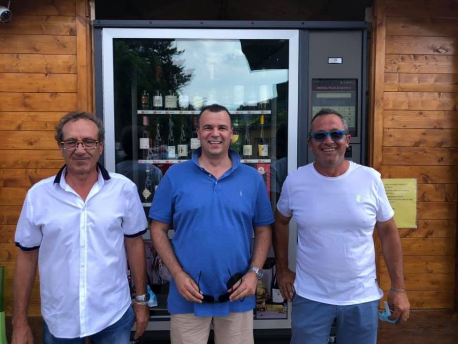 Ora il vino si acquista al self service